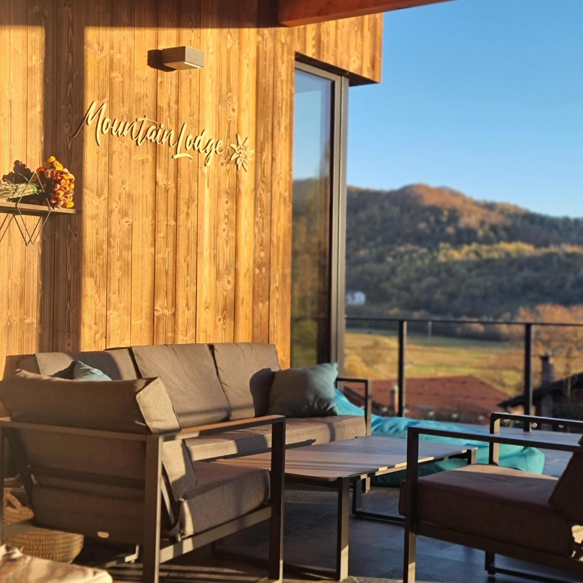 Mountain Lodge Risnov Exterior photo